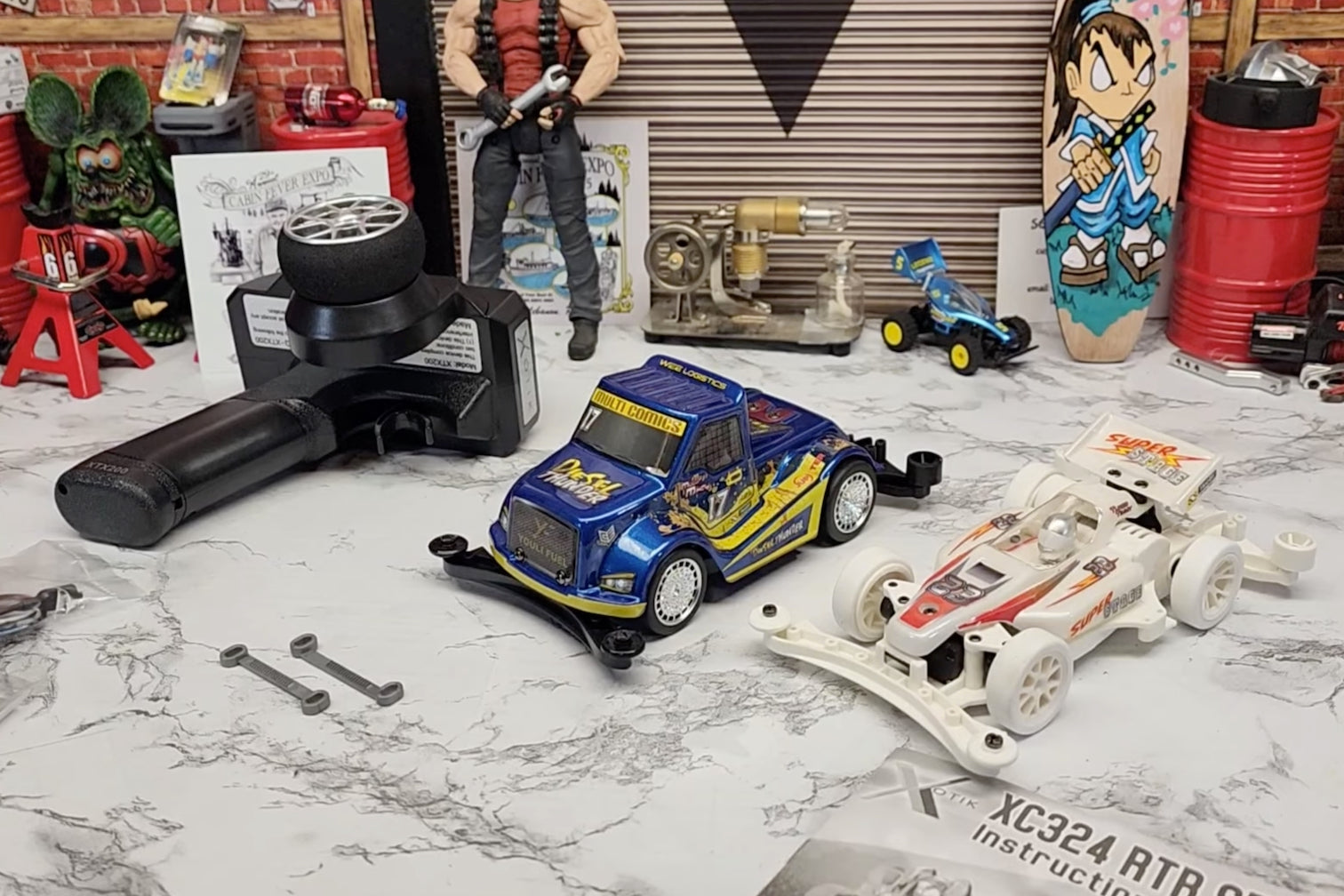 ドイカムハニー XOTIK XC324 Diesel Thunder and Super Stage RTR review video by Adventu